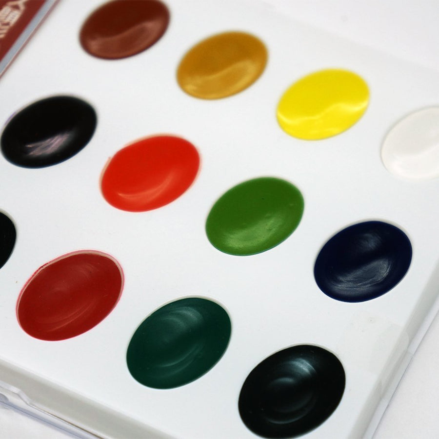 Kuretake Japanese Gansai Watercolor Palette, 12 Color Set, KG204-4